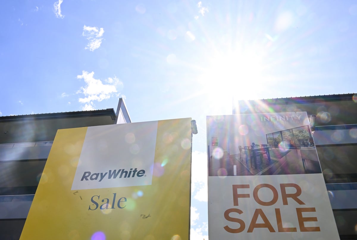 For sale signs in Canberra