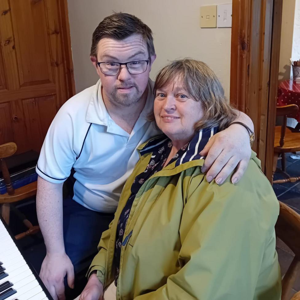 Meilyr a'i athrawes, Elin Owen