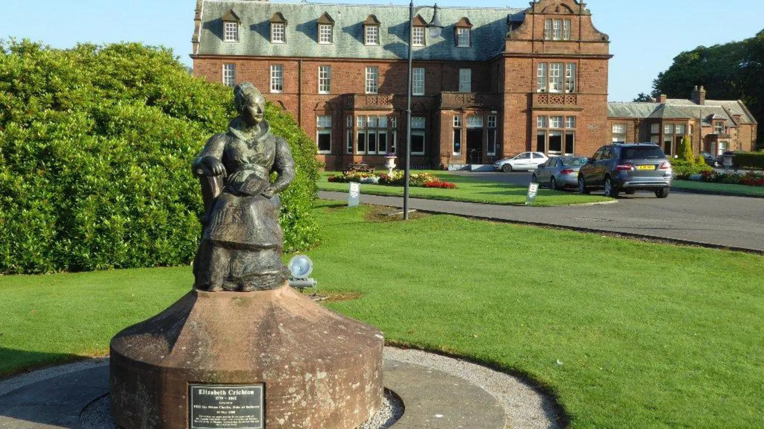 Philip Halling A statue of Elizabeth Crichton on the Crichton Estate it is on lawns in front of an impressive sandstone building