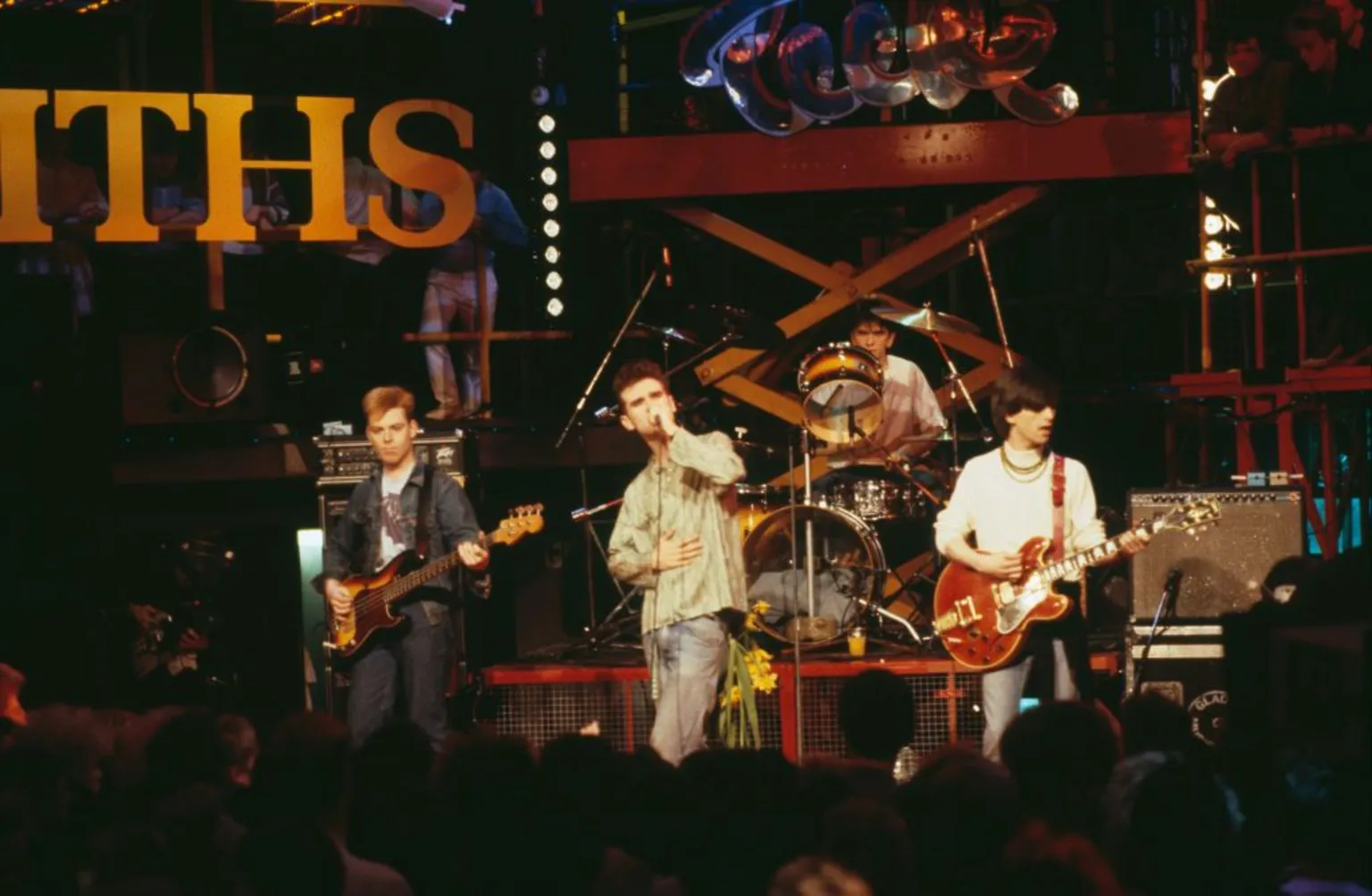  The Smiths perform on The Tube