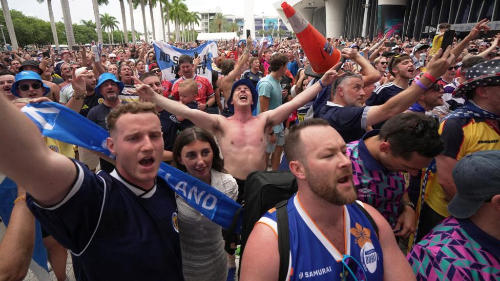 Scotland fans