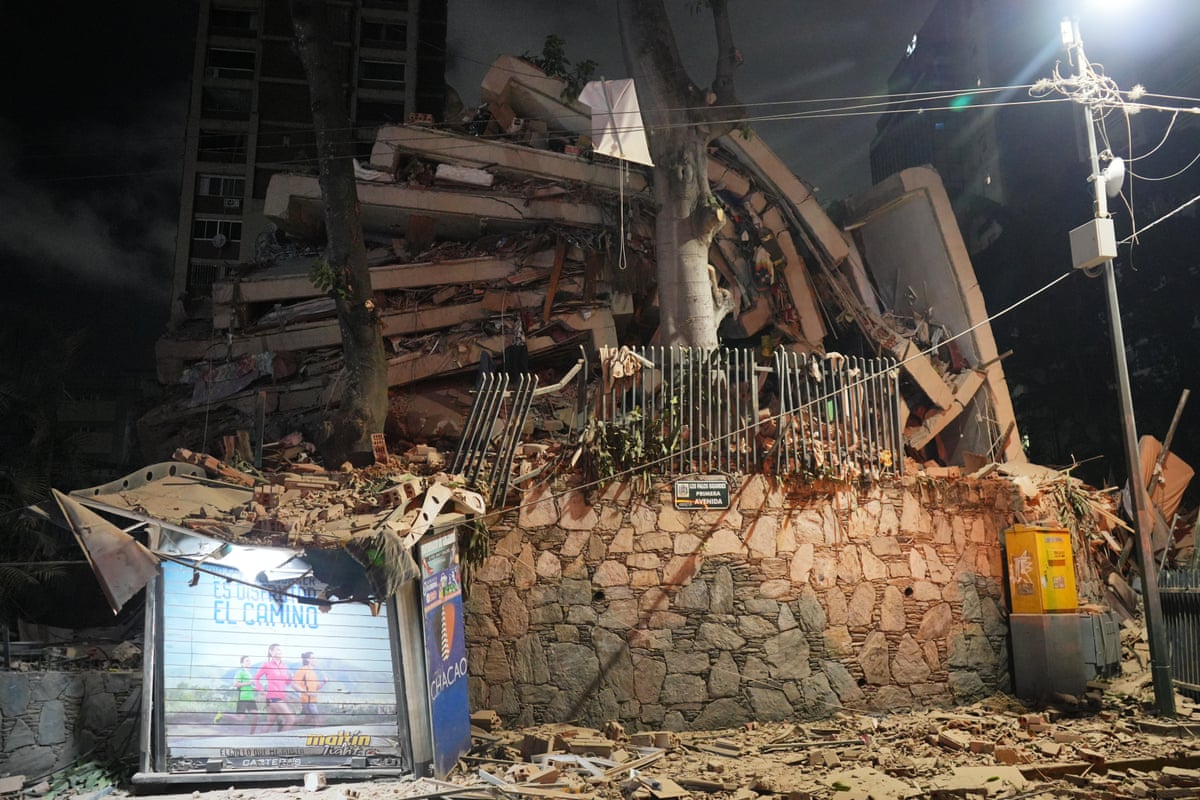 A collapsed building after the Venezuela earthquakes