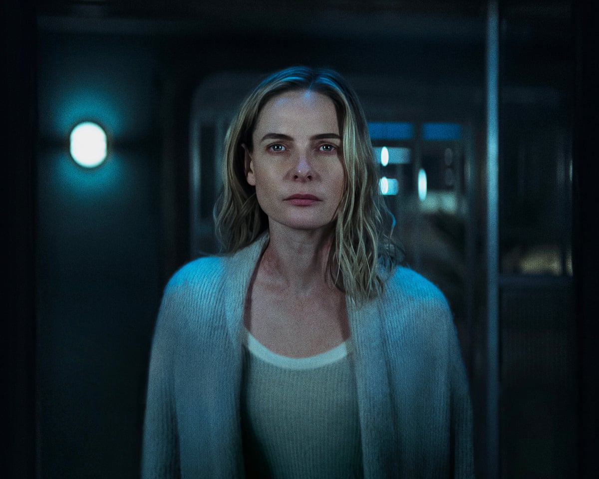 Rebecca Ferguson is Juliette Nichols in Silo.
