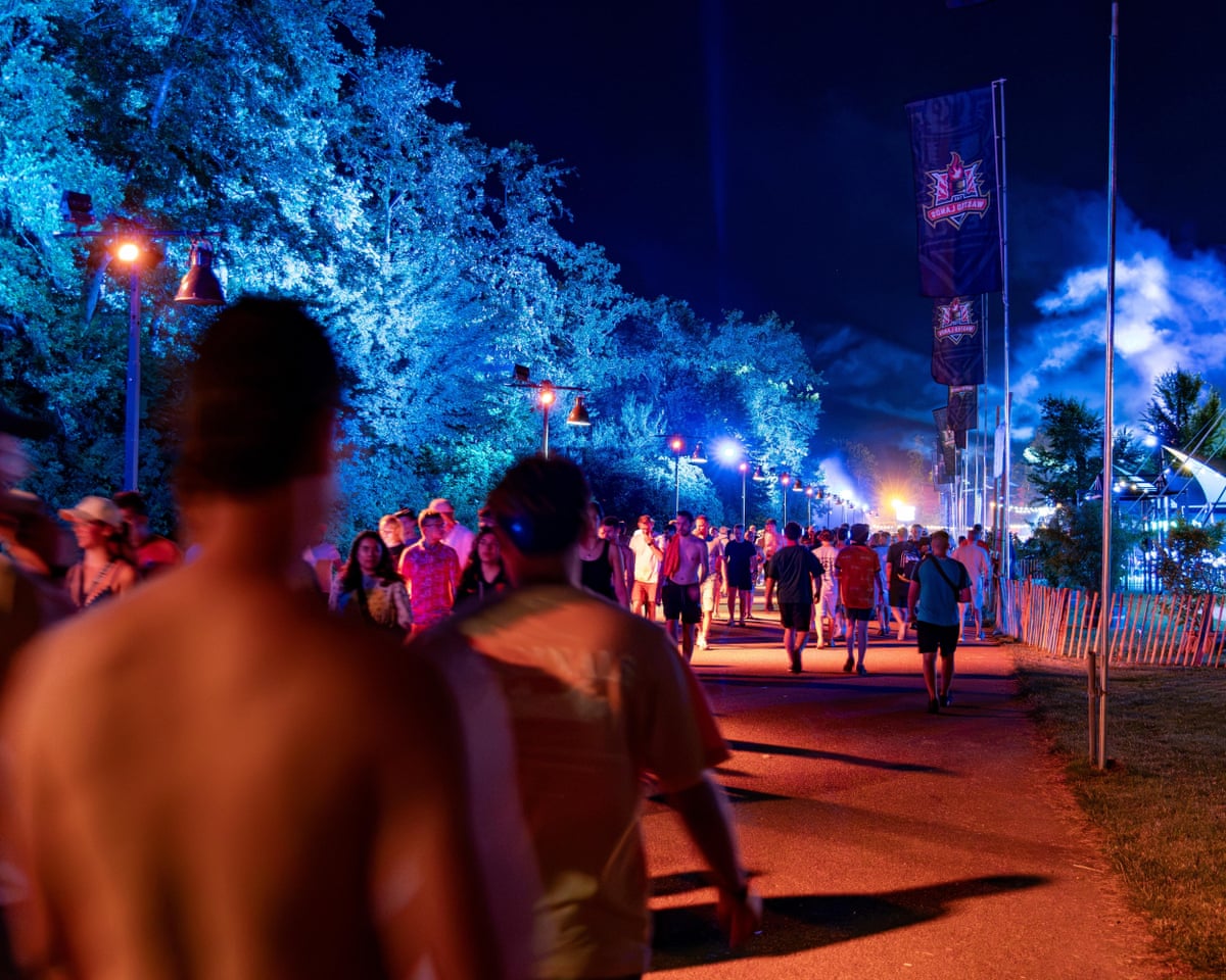 Festival Defqon. 1 has ended prematurely due tp extreme heat warning in Biddinghuizen, the Netherlands.