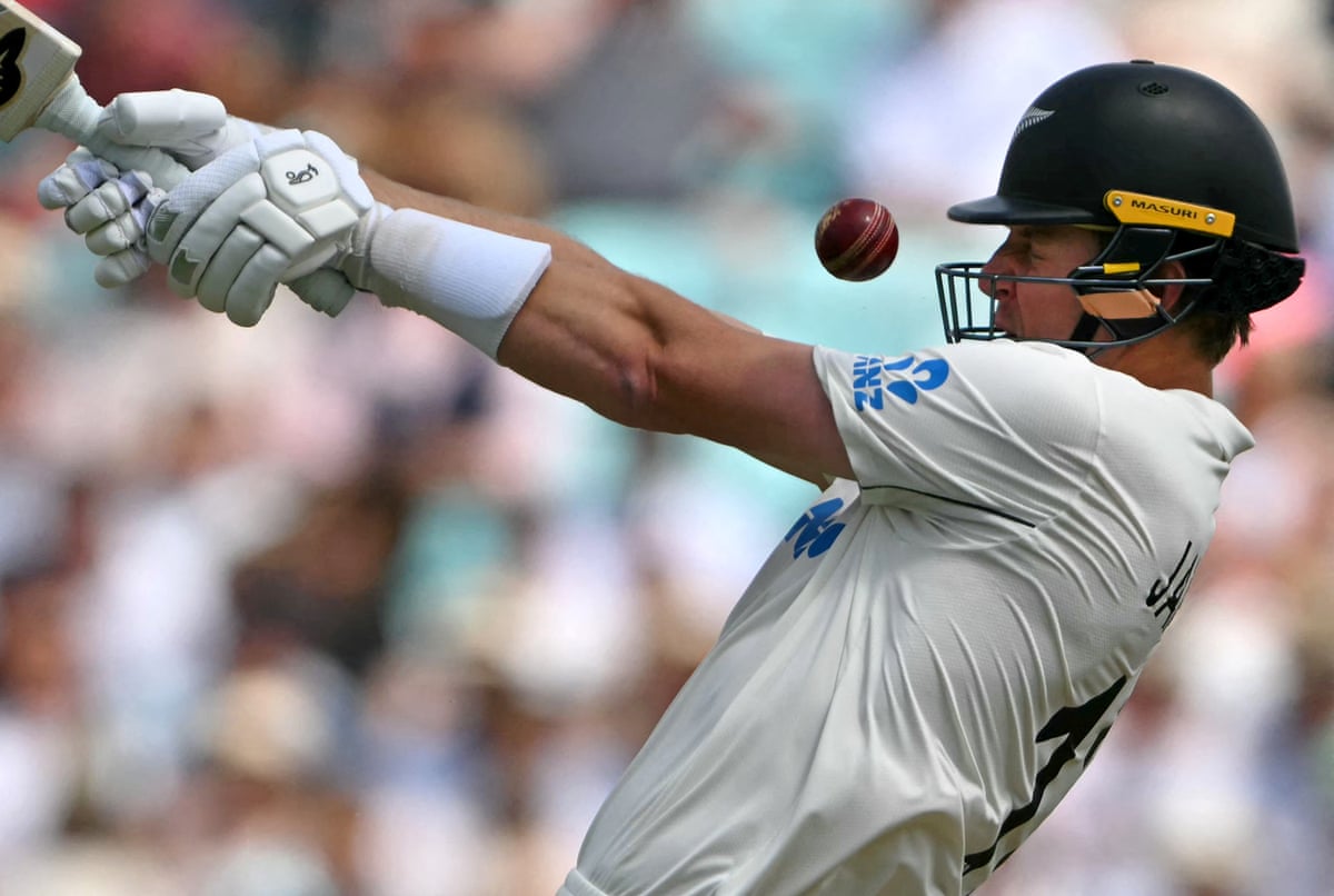 Kyle Jamieson batting at The Oval.