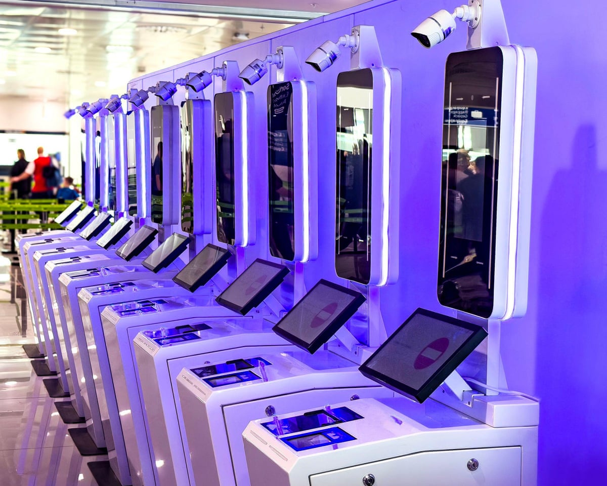 Row of self-service EES machines