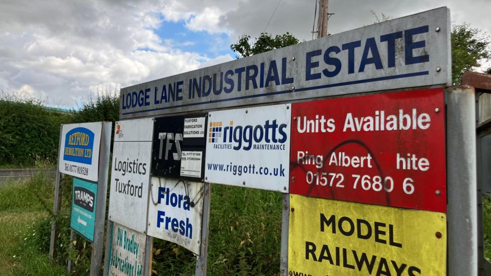 Lodge Lane Industrial Estate in Tuxford