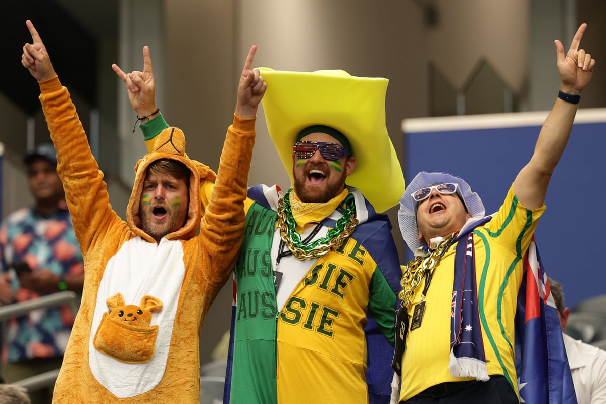 Australian fans gather