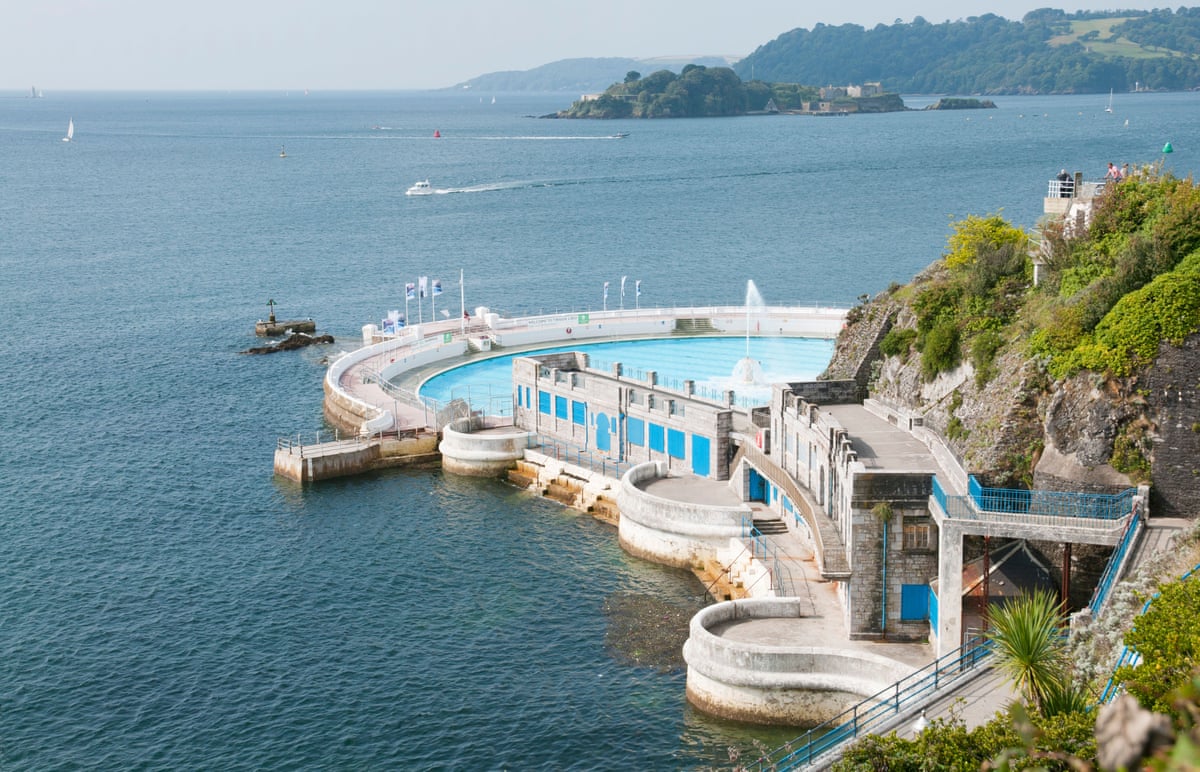Tinside lido at Plymouth Hoe in Devon