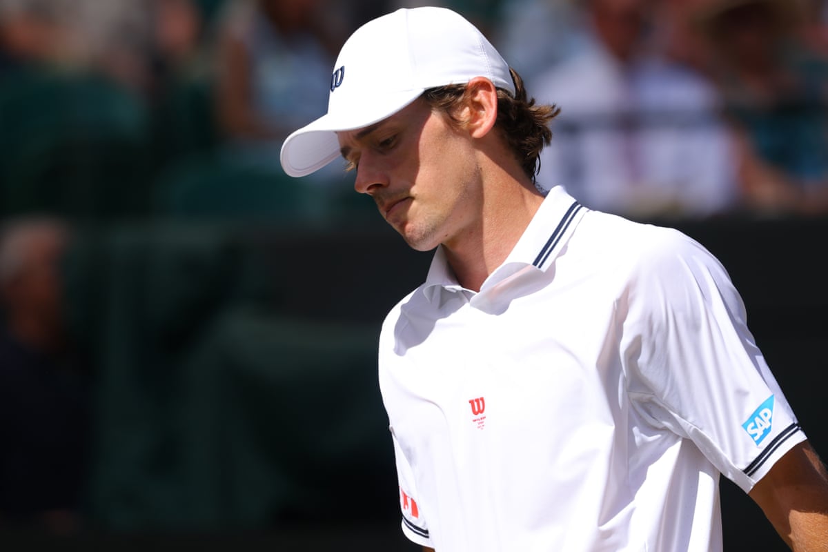 Alex de Minaur looks unhappy against Flavio Cobolli
