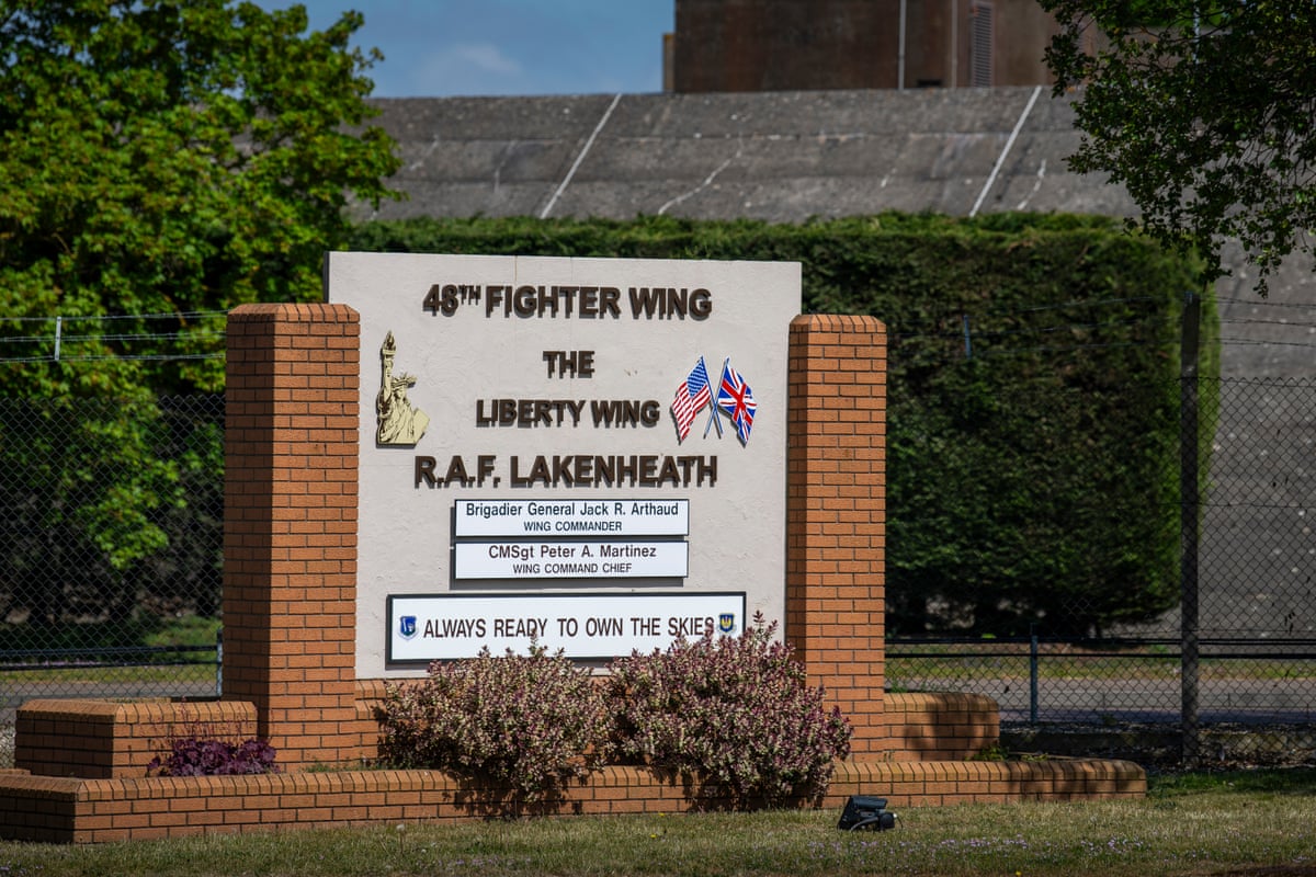 Sign at the entrance to RAF Lakenheath.
