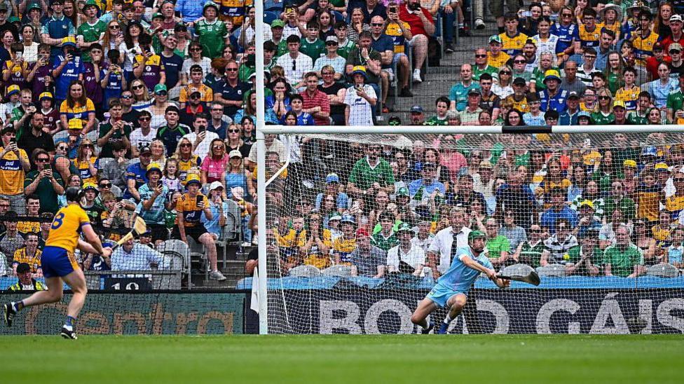 Tony Kelly scores a penalty