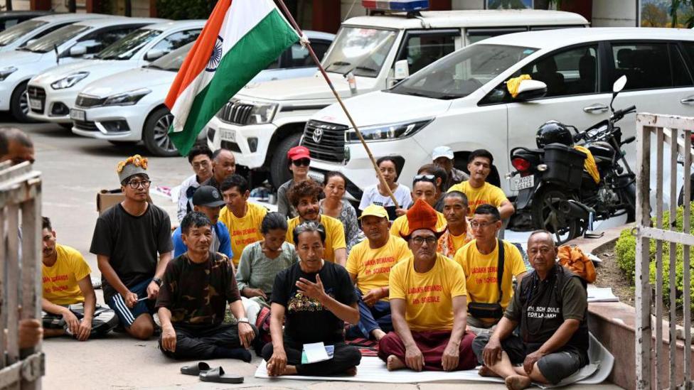 NEW DELHI, INDIA - OCTOBER 7: Climate activist Sonam Wangchuk with supporters begins hunger strike at Ladakh Bhawan for demand of Sixth Schedule status for Ladakh on October 7, 2024 in New Delhi, India. Sonam Wangchuk sat on a fast at the Ladakh Bhawan where he was staying after the protesters were denied permission to stage the stir at Jantar Mantar. (Photo by Salman Ali/Hindustan Times via )