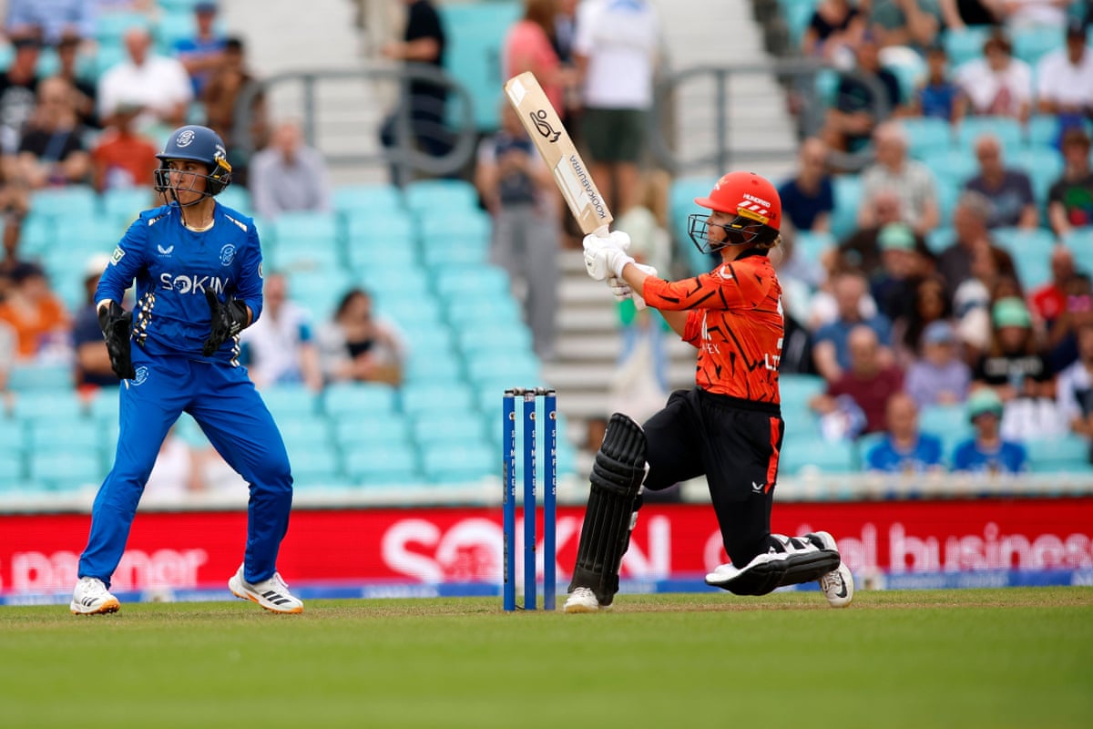 Phoebe Litchfield goes on the attack during the women’s game at the Kia Oval