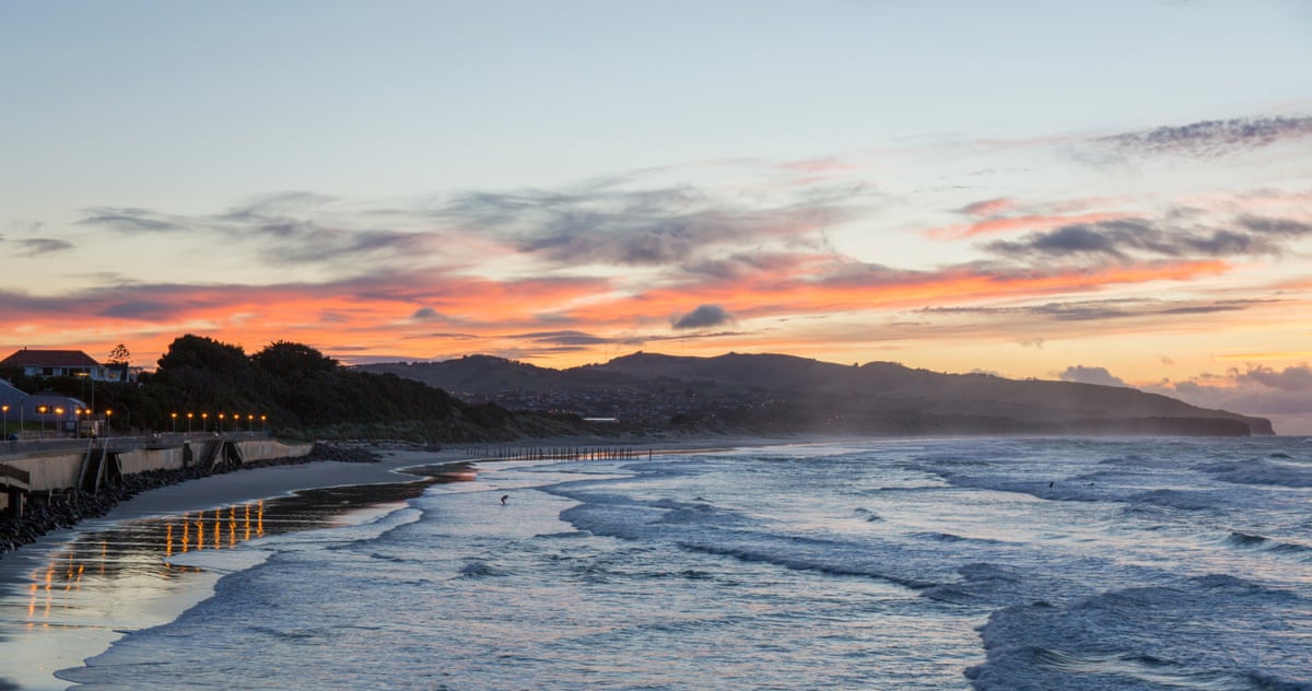 View at dawn along St Clair Beach, Dunedin