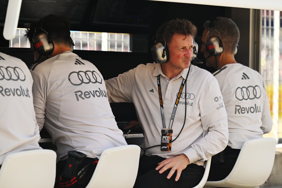 Allan McNish in the pit wall for Audi