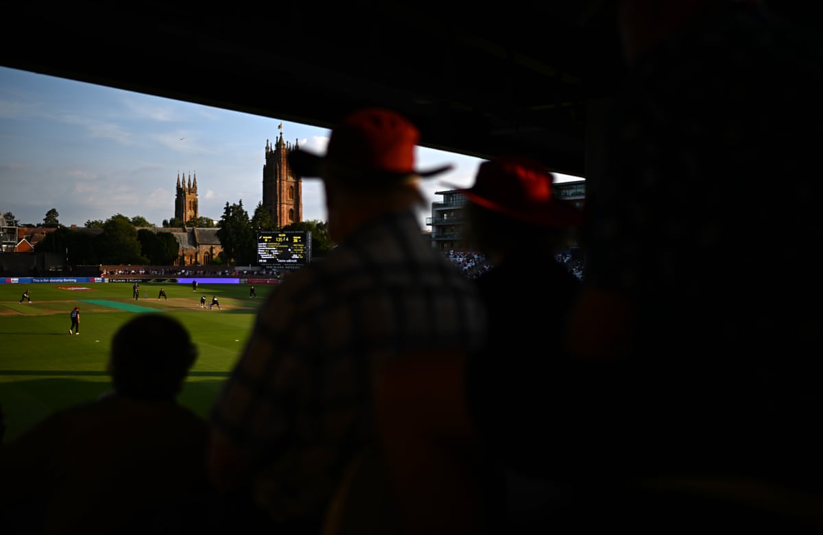 Somerset beat Gloucestershire at the County Ground in Taunton.