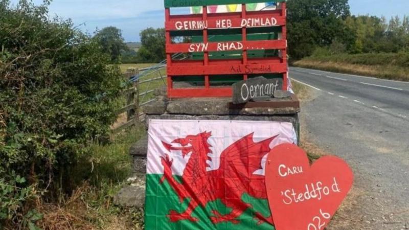 Teyrngedau Ail Symudiad