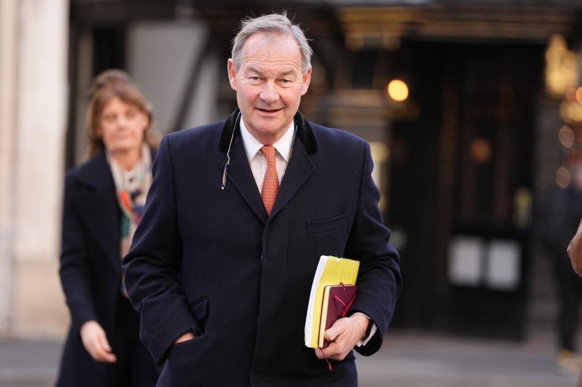 Rupert Lowe told Nigel Farage they should work together – but only if the Reform UK leader agrees to five conditions.