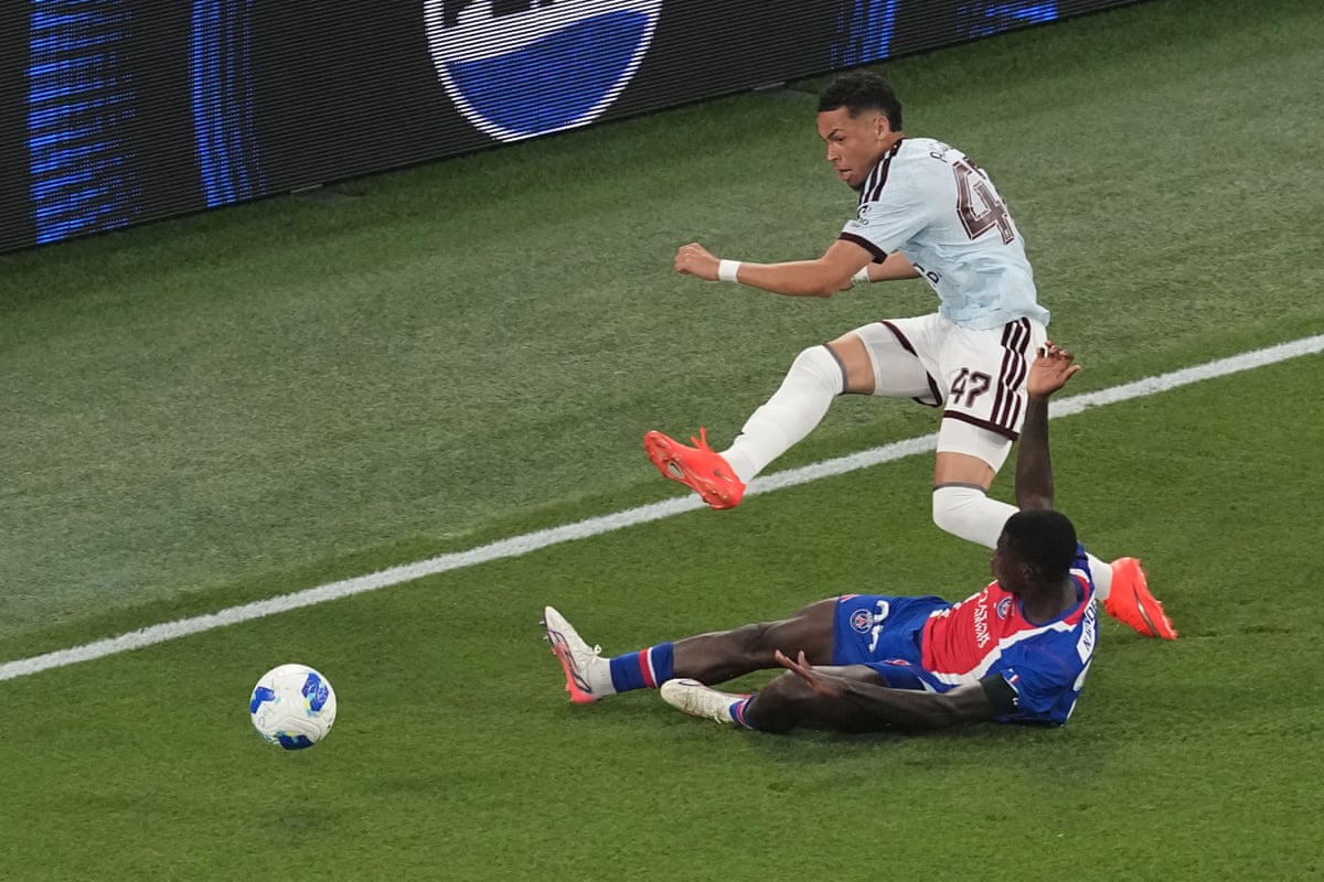 Alysson takes a shot at goal
