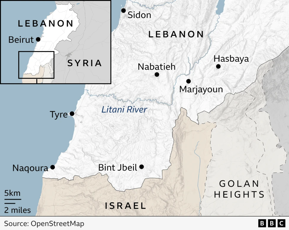 A map of southern Lebanon showing towns, rivers and borders near Israel and the Golan Heights. Major towns are marked with black dots, including Sidon on the coast in the north, Nabatieh inland, Hasbaya to the east, Marjayoun slightly southwest of it, Bint Jbeil near the southern border, and Tyre and Naqoura along the Mediterranean coast. The Litani River is labelled in blue, flowing down from north and then turning abruptly and heading west to the Mediterranean Sea. The southern border with Israel is shown, and the Golan Heights lies to the southeast. An inset map in the top left highlights Lebanon’s location within the wider region, showing Beirut and the border with Syria. A scale bar indicates distances of 5km and 2 miles. Source: OpenStreetMap.