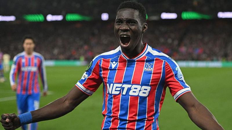 Ismaila Sarr of Crystal Palace celebrates after scoring a goal