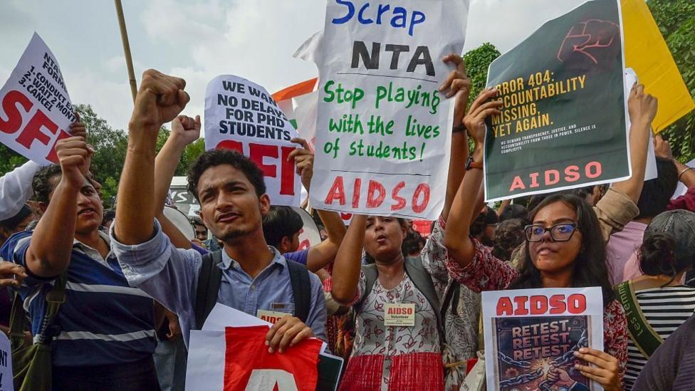 Members of SFI, AISF, AIDSO and other leftist student groups stage a protest against the cancellation of UGC-NET papers
