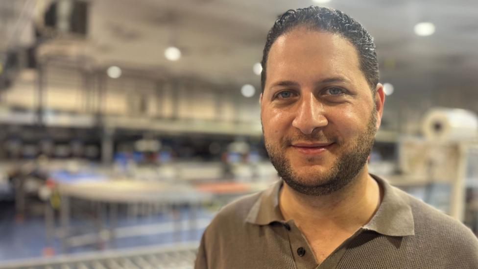 Momen Sinokrot, a Palestinian exporter