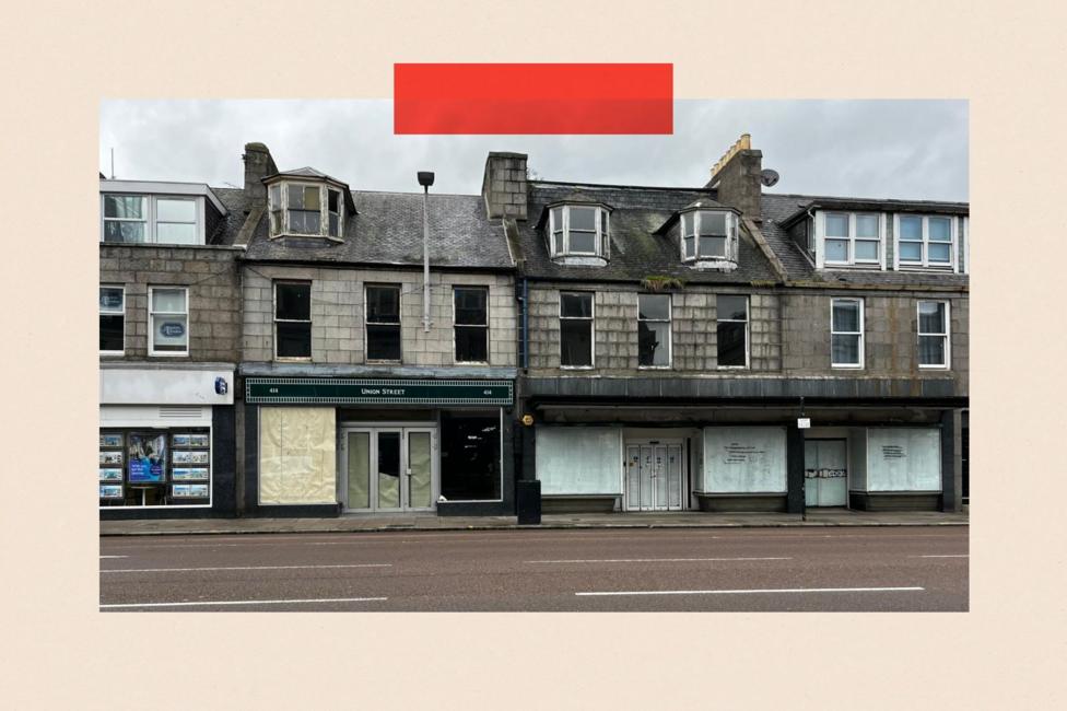 Vacant and closed store on a high street