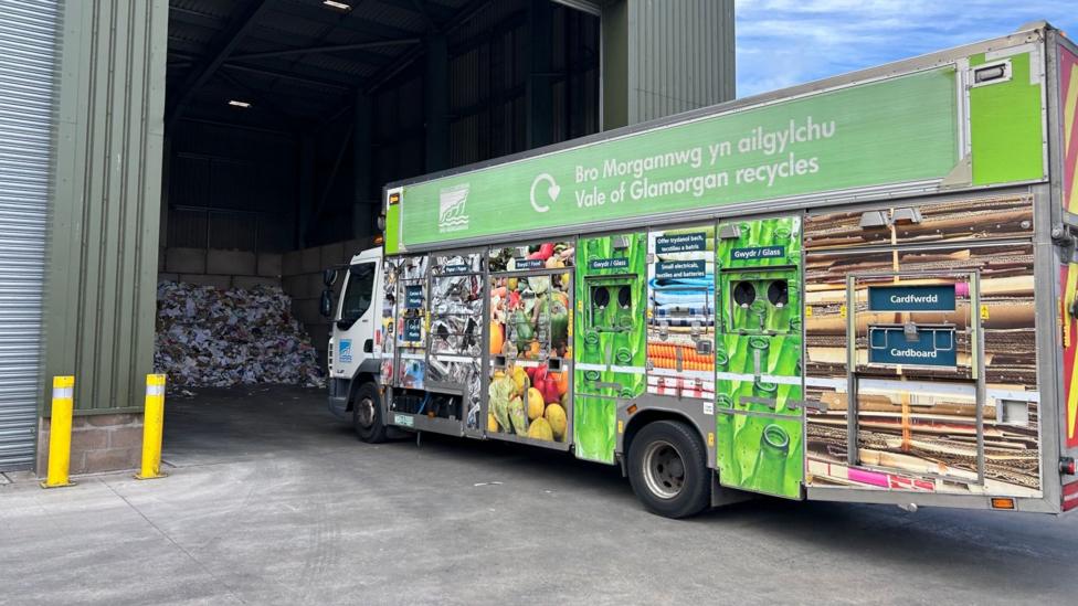 Recycling truck arriving at the Vale of Glamorgan Council's recycling facility in Barry