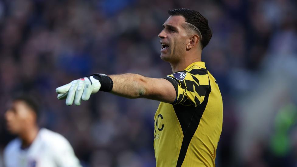 Martinez expects return in weeks after Chelsea operation | The UK Pulse