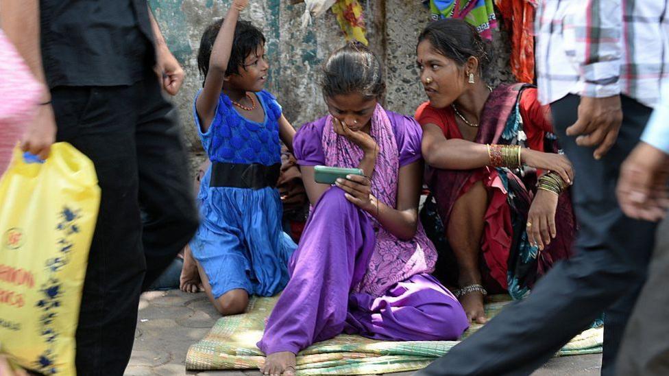Mobile Platform Cheap Jio's $3.2bn IPO Could End India's Era of Cheap Mobile Internet | The ...